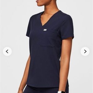 Figs Catarina Navy Scrub Top M